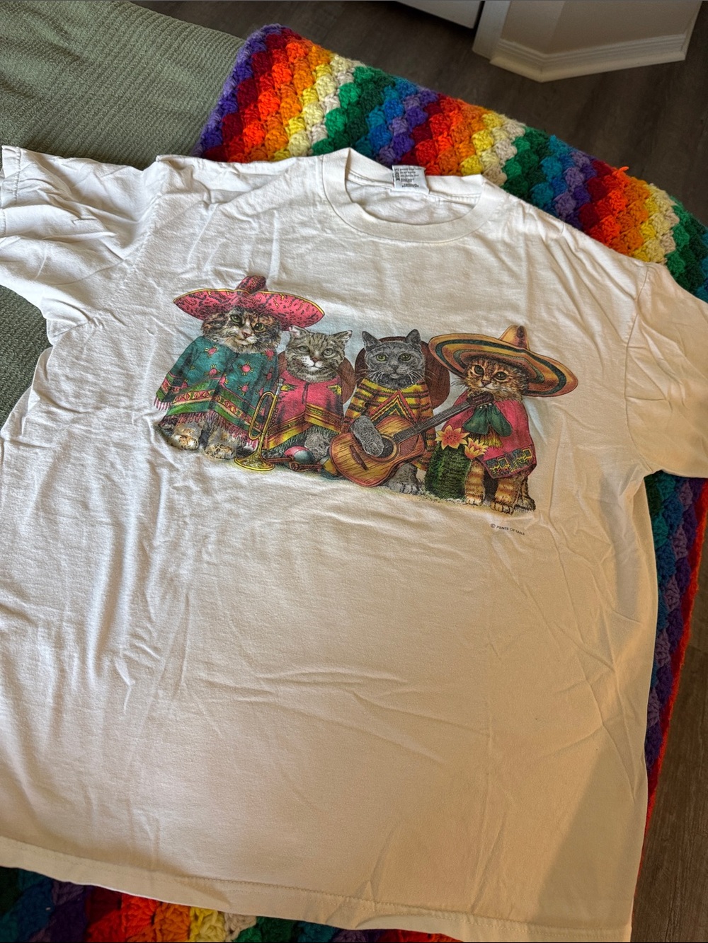 Vintage 90s Prints of Tails AOP Graphic Tee